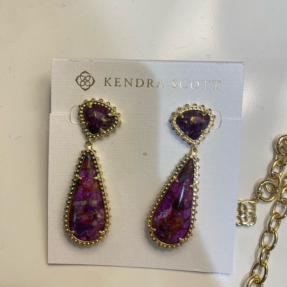 Earring + bracelet bundle